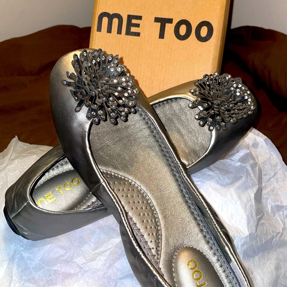 Size 7.5 ballerina shoes by Me Too
